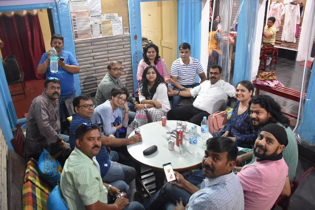 Yogi Lodge Varanasi Ngoại thất bức ảnh