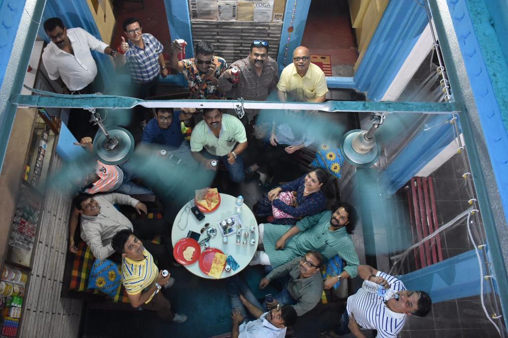 Yogi Lodge Varanasi Ngoại thất bức ảnh