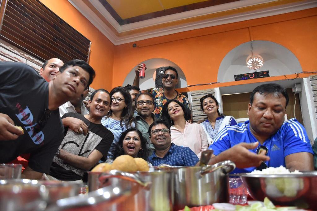 Yogi Lodge Varanasi Ngoại thất bức ảnh